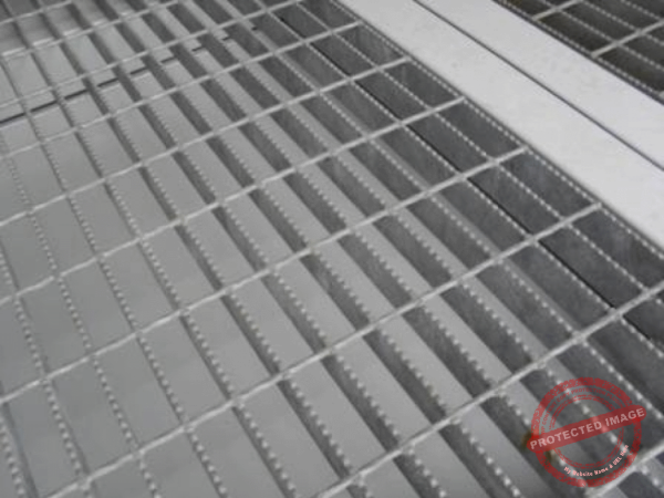 10Ft X 8Ft Open Mesh Floor Bunded Store