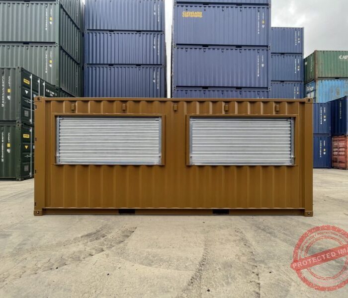 🌟 20ft Converted Container Bar – Fully Customized Outdoor Serving Unit 🍻