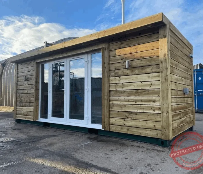 20ft x 8ft Shipping Container – Home Office – Gym – Workshop