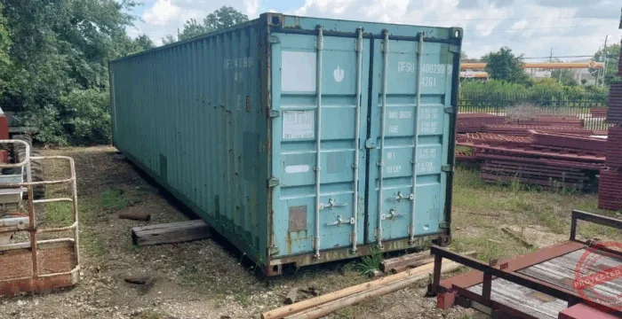 Watertight 40ft Shipping Container – Extra Space for Storage.